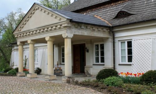 Zdjęcie POLSKA / ziemia sandomierska / Śmiłów / Dwór w Śmiłowie k.Sandomierza