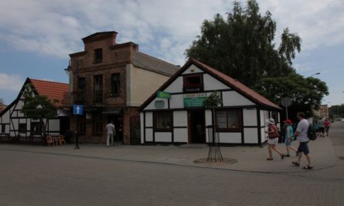 POLSKA / Pomorze / Hel / Na deptaku