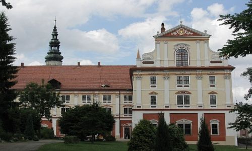 Zdjęcie POLSKA / Dolny Śląsk / Henryków / budynek seminarium