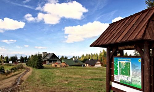 Zdjecie POLSKA / Gorce / Gorczaski Park Narodowy. / Szlaki piesze -  przez Gorczaski Park.