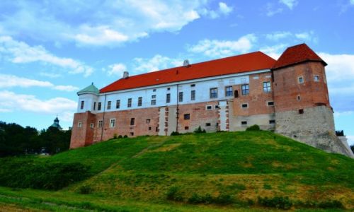 Zdjecie POLSKA / witokrzyskie / Sandomierz / Zamek Sandomierski w penej okazaoci