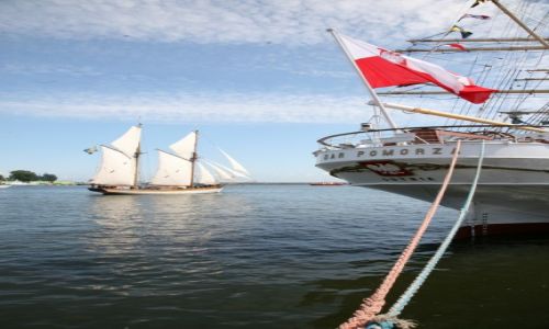 Zdjecie POLSKA / Pomorze / The Cutty Sark Tall Ship Race Gdynia 2009 / aglowce w Gdyni