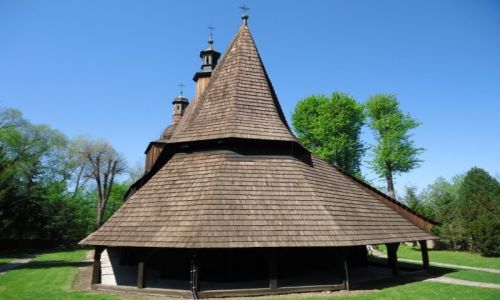 Zdjcie POLSKA / Wojewdztwo maopolskie / Skowa - Beskid Niski / Koci w Skowej (2)