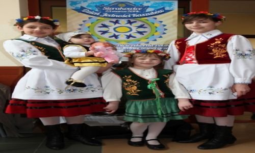 Zdjecie POLSKA / Pomorze / Sierakowice / Cztery siostry