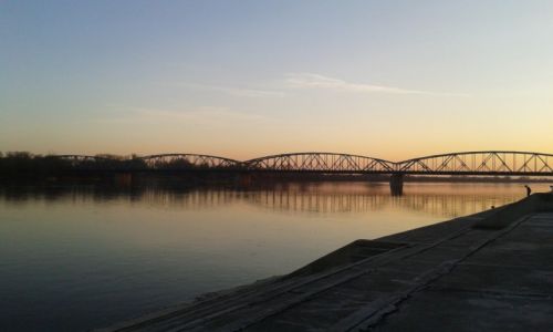 Zdjecie POLSKA / Województwo kujawsko-pomorskie / Toruń / Toruń wieczorem