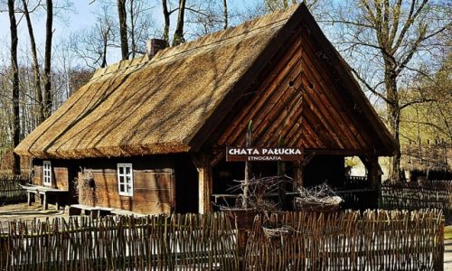 Zdjecie POLSKA / - / Biskupin / Chata Paucka