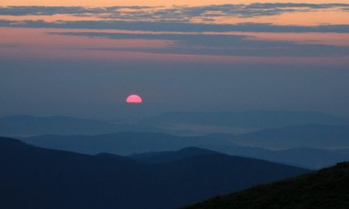 Zdjecie POLSKA / Beskid ywiecki / Babia Gra / Wschd soca - widok z Babiej Gry