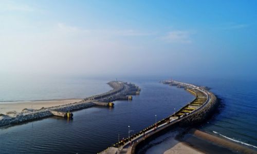 Zdjcie POLSKA / - / Koobrzeg / Falochrony