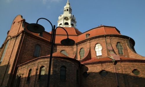 Zdj�cie POLSKA / G�rny �l�sk / Katowice - Nikiszowiec / Ko�ci� w Nikiszowcu