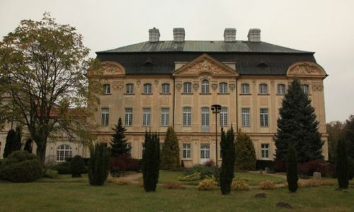 Zdjecie POLSKA / Wielkopolska / Cie / Pnobarokowy paac biskupi w Cieniu