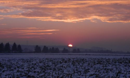 Zdj�cie POLSKA / spytkowice / spytkowice -12 / mro�ny zach�d s�o�ca 