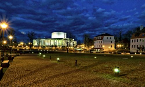 Zdjecie POLSKA / kujawsko-pomorski / Bydgoszcz / Pikno miasta  w nocnej odsonie.