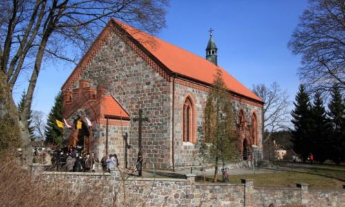 Zdjcie POLSKA / Pomorze, Kaszuby / Sulczyno / Koci w. Trjcy