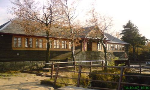 Zdjęcie POLSKA / ZIEMIA KŁODZKA / SZCELINIEC WLK. / SCHRONISKO