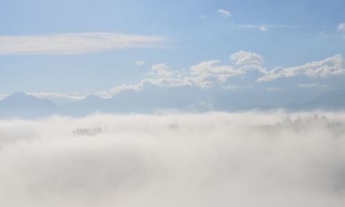 Zdjecie POLSKA / Tatry / Bustryk / W chmurach