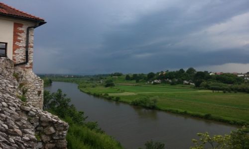 Zdjęcie POLSKA / małopolska / TYNIEC  / widok z klasztoru przed burzą