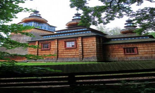 Zdjecie POLSKA / Podkarpackie / Muzeum Budownictwa Ludowego w Sanoku / Drewniana cerkiew