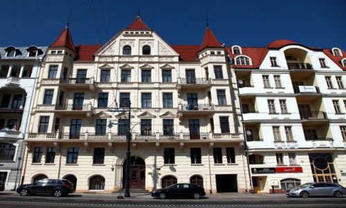 Zdjęcie POLSKA / Roruń / ul. Warszawska / Kamieniczki