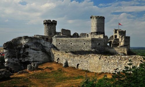 Zdjcie POLSKA / Woj. lskie / wie Podzamcze / Ogrodzieniec