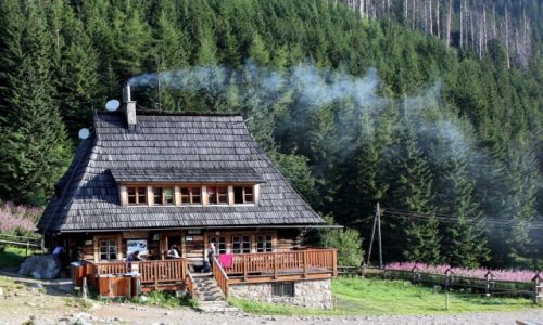Zdjecie POLSKA / Tatry / Hala Kondratowa / Schronisko