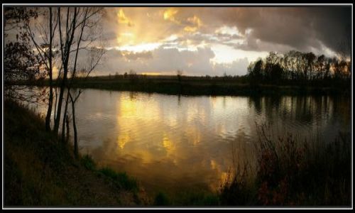 Zdjecie POLSKA / Ślask Opolski / rzeka Odra koło Krapkowic / zachód słońca panorama