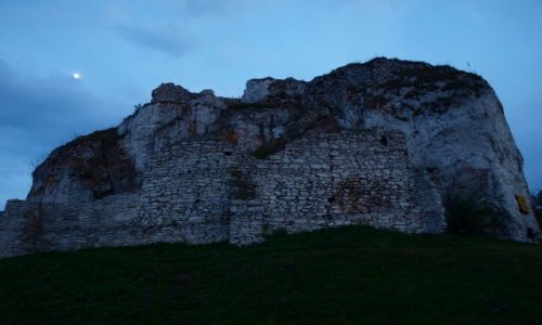 Zdjęcie POLSKA / jura krakowsko-częstochowska / Rabsztyn / Rabsztyn ujęcie 2