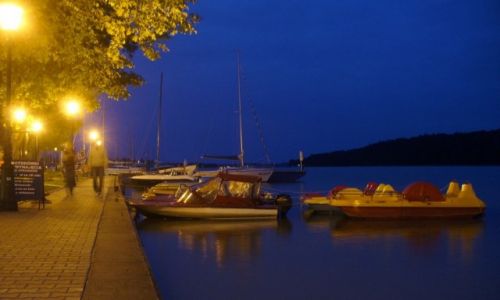 Zdjcie POLSKA / Warmia-Mazury / Mikoajki / Nabrzee noc