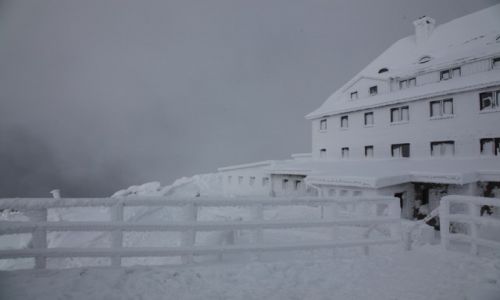 Zdjcie POLSKA / Karkonosze / Szrenica, 1362 m n.p.m. / Schronisko