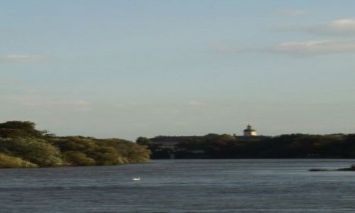 Zdjęcie POLSKA / Ślask Opolski / widok na zamek w Krapkowicach. / rzeka Odra