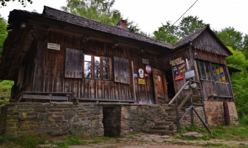Zdjcie POLSKA / Beskid May / Poudniowe stoki Beskidu / Chatka pod Potrjn
