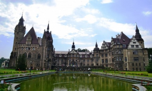 Zdjecie POLSKA / Opolskie / Moszna / Zamek z 99 wieami