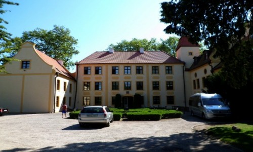 Zdjcie POLSKA / pomorskie / Krokowa / Paac w Krokowej