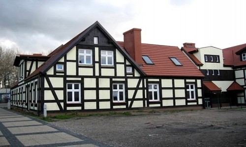 Zdjcie POLSKA /  pomorskie / Ustka / Zabytkowy dom