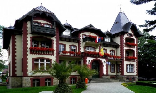 Zdjcie POLSKA / dolnolskie / Kudowa Zdrj / Urzd miasta