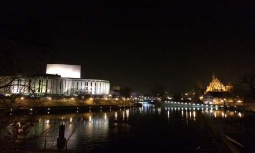 Zdjcie POLSKA / Kujawski-pomorski / Bydgoszcz / Noc nad rzek Brd