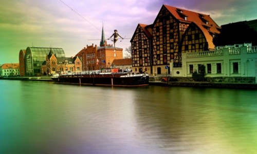 Zdjcie POLSKA / Bydgoszcz / Bulwar nad Brd / Spichrze nad Brd