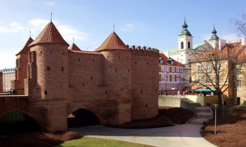 Zdjęcie POLSKA / Warszawa / Mury obronne Starego Miasta / Barbakan