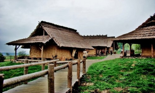 Zdjęcie POLSKA / województwo świętokrzyskie / Huta Szklana / Osada średniowieczna