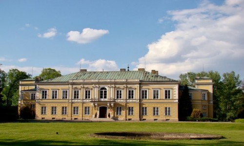 Zdjecie POLSKA / wojewdztwo dzkie / Skierniewice / Paac Prymasowski z XVII wieku