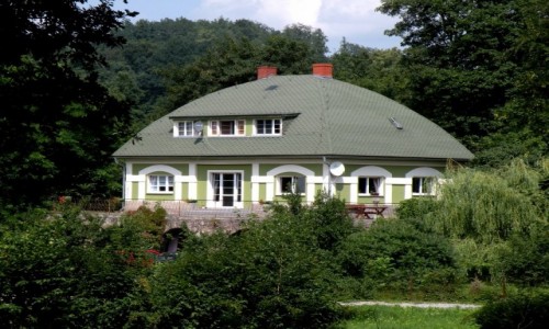 Zdjecie POLSKA / dolnolaskie / Bukowiec / Dom Ogrodnika