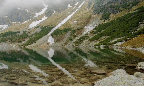 Zdjecie POLSKA / woj. maoposkie - Tatry / Czarny Staw Gsienicowy / tatrzaskie lustra