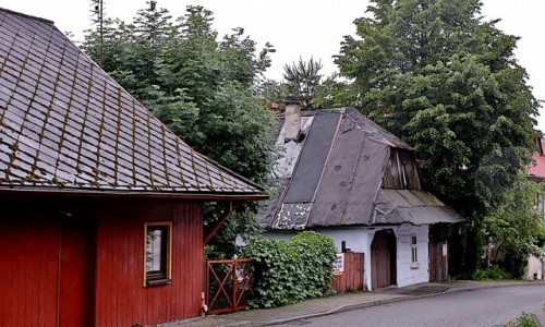Zdjcie POLSKA / wojewdztwo maopolskie / Lanckorona / Lanckorona-drewniane chaty z XIX wieku