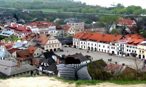 Zdjecie POLSKA / Lubelszczyzna / Kazimierz Dolny / Zakochani w Kazimierzu