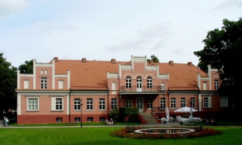 Zdjecie POLSKA / pomorskie / Wejherowo / Paac w parku