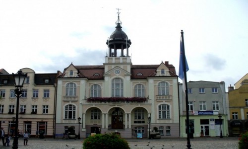Zdjęcie POLSKA / pomorskie / Wejherowo / Ratusz w pochmurny dzień