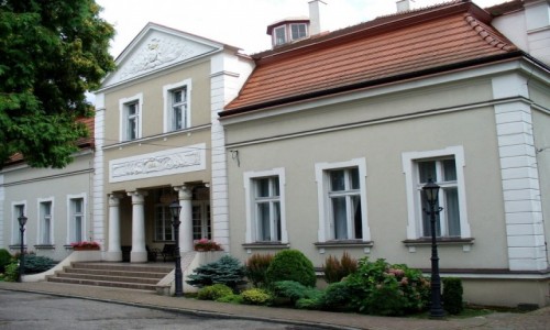 Zdjęcie POLSKA / łódzkie / Lubczyna / Pałac