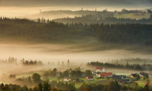 Zdjecie POLSKA / Beskid lski / Ochodzita / Poranne mgy