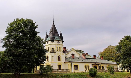 Zdjecie POLSKA / wojewdztwo podkarpackie / Olszanica / Paac Juciskich z 1905 roku