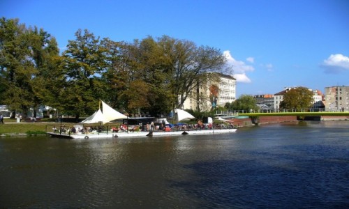 Zdjęcie POLSKA / dolnoślaskie / Wrocław / Bar piwny na wodzie
