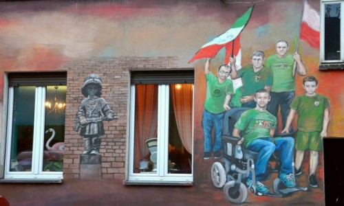Zdjcie POLSKA / Dolny lsk / Wrocaw / Patriotyczne podwrko